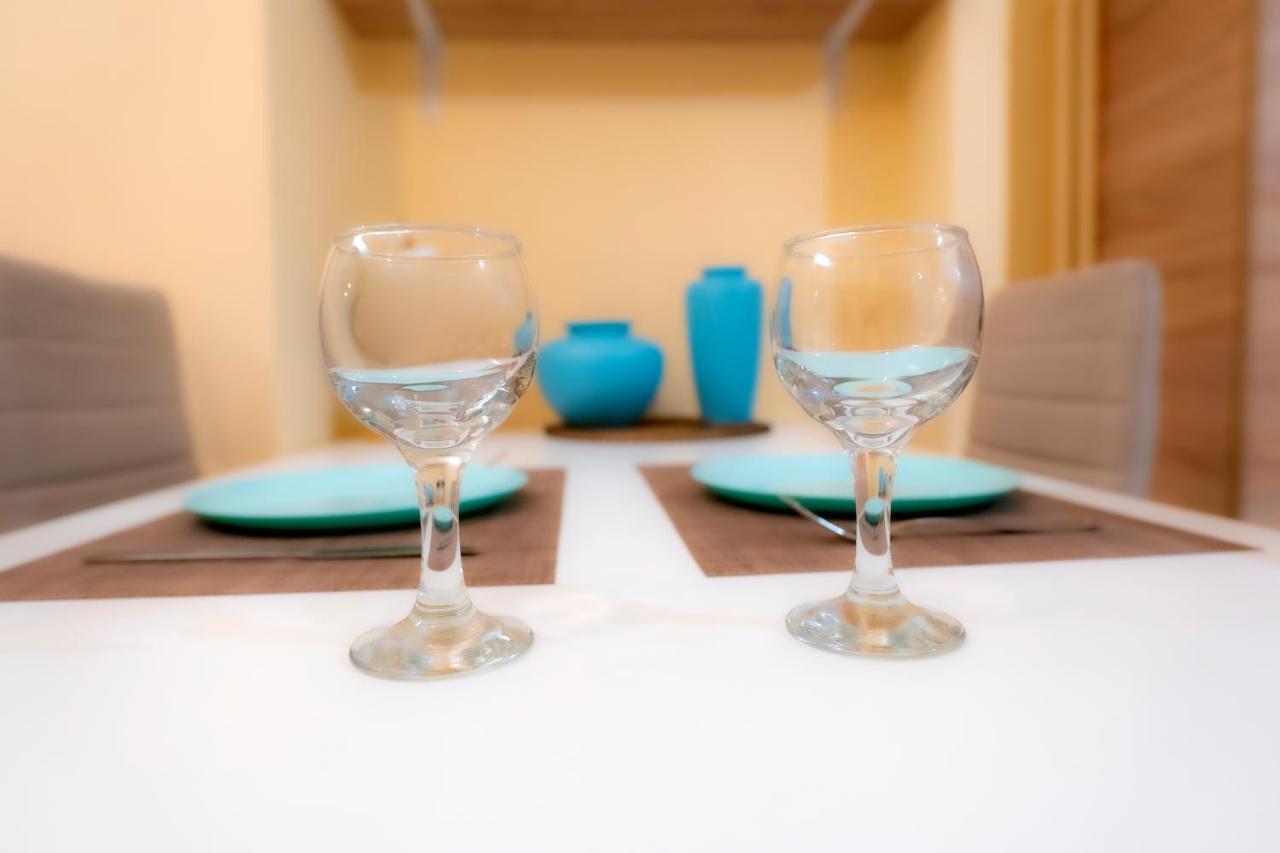 Myrtle, City Center Renovated Apartment أثينا المظهر الخارجي الصورة