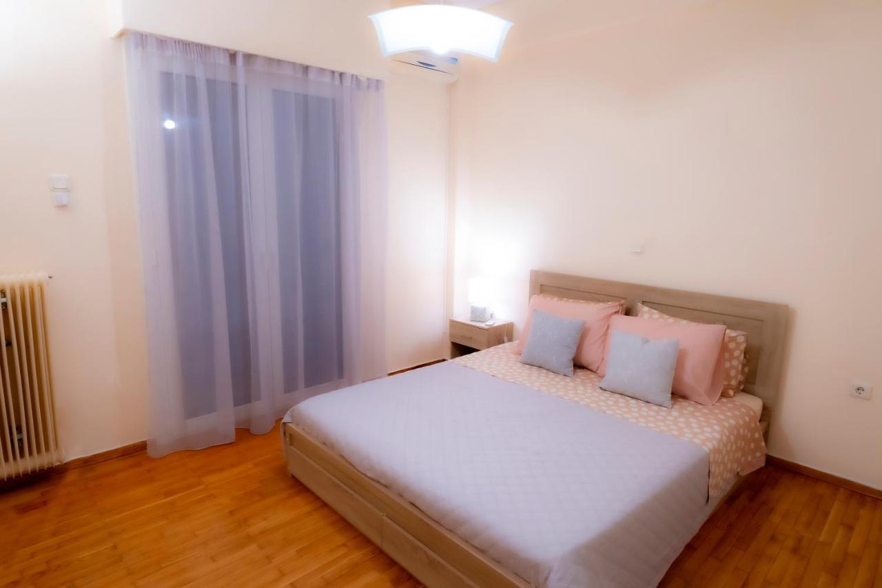 Myrtle, City Center Renovated Apartment أثينا المظهر الخارجي الصورة