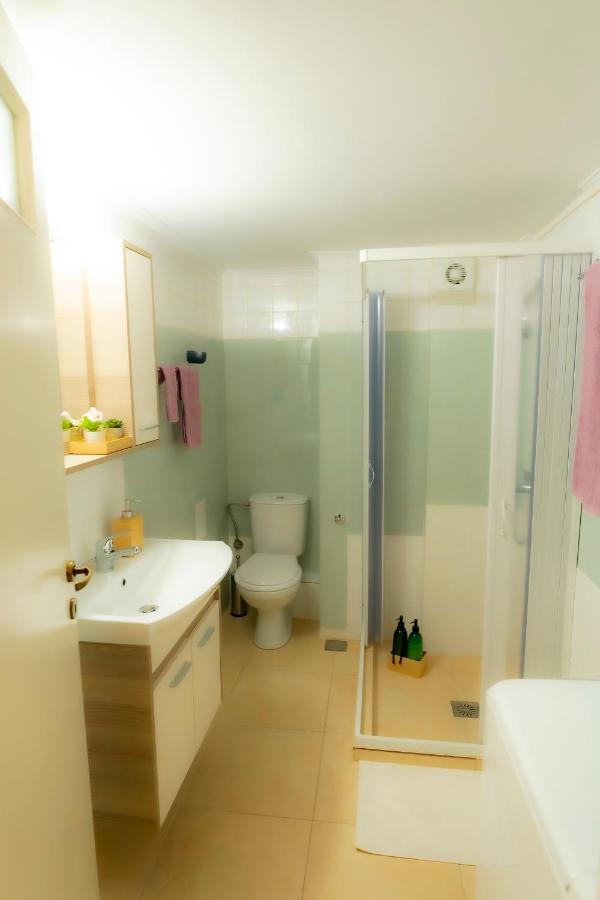 Myrtle, City Center Renovated Apartment أثينا المظهر الخارجي الصورة