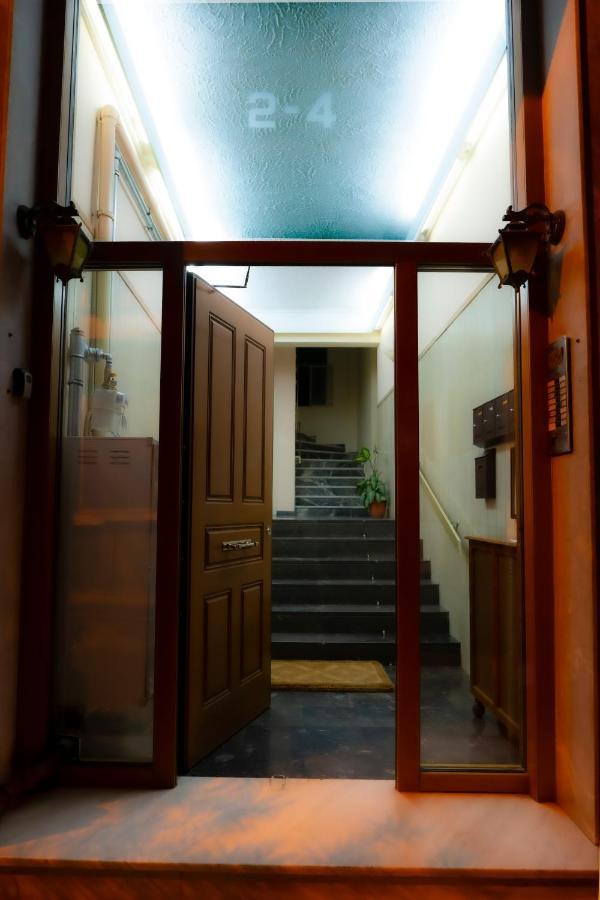 Myrtle, City Center Renovated Apartment أثينا المظهر الخارجي الصورة