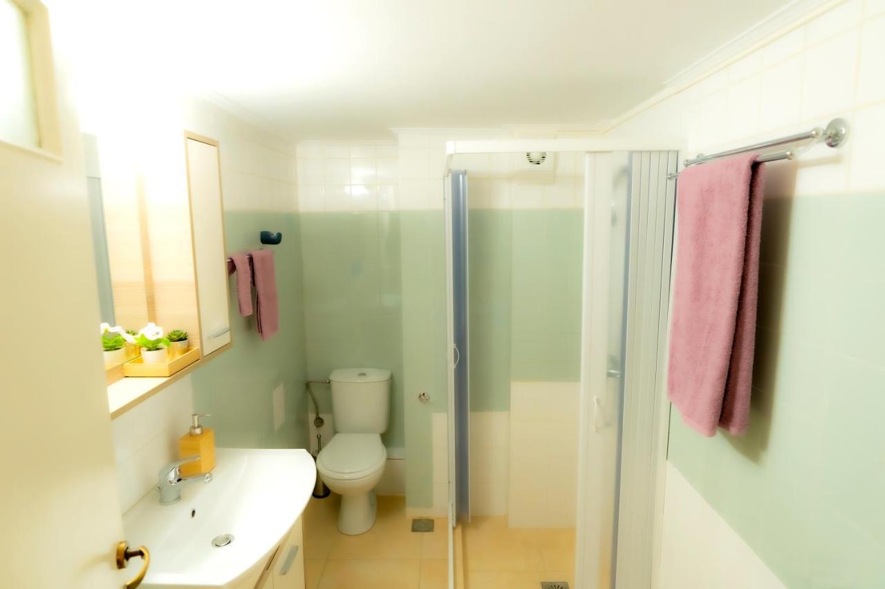 Myrtle, City Center Renovated Apartment أثينا المظهر الخارجي الصورة