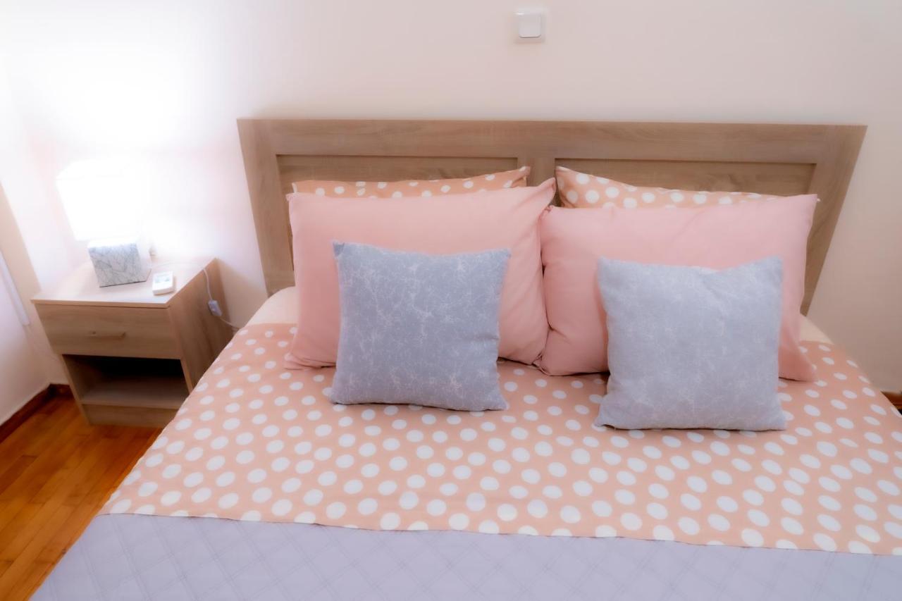 Myrtle, City Center Renovated Apartment أثينا المظهر الخارجي الصورة