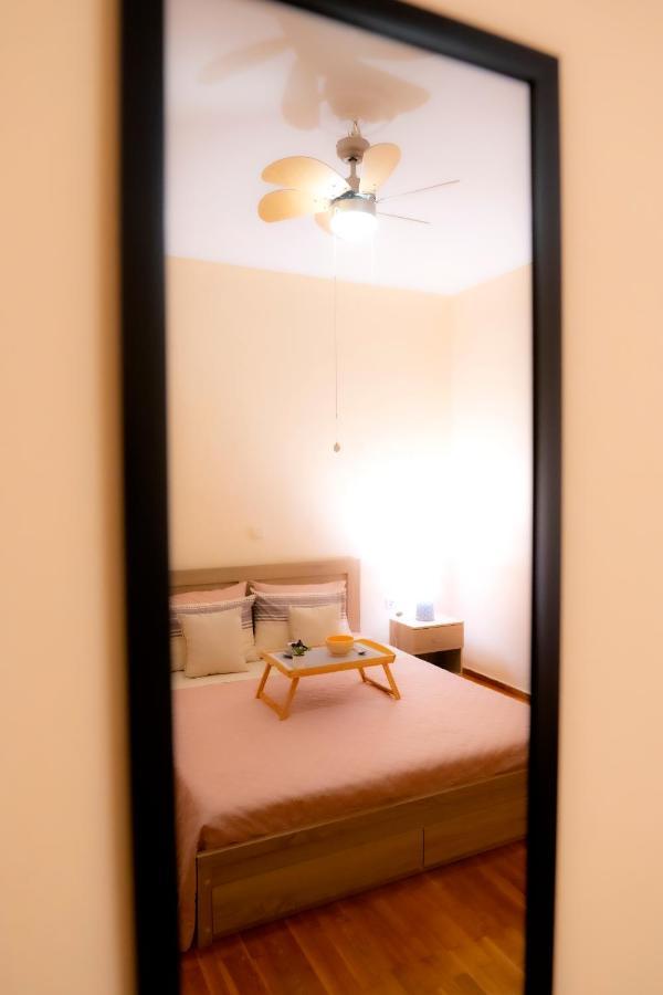 Myrtle, City Center Renovated Apartment أثينا المظهر الخارجي الصورة