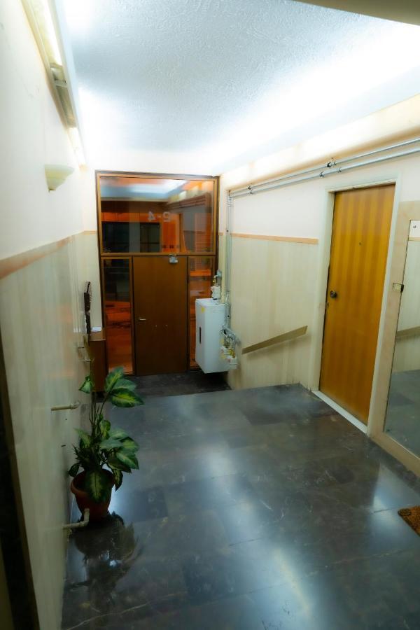 Myrtle, City Center Renovated Apartment أثينا المظهر الخارجي الصورة